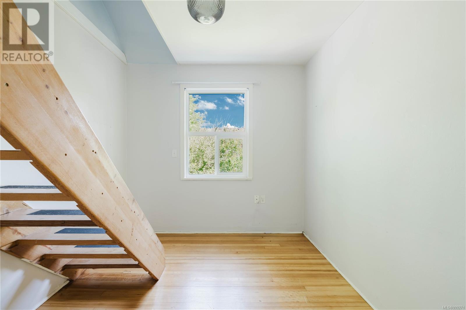  2857 Shakespeare Street, Victoria