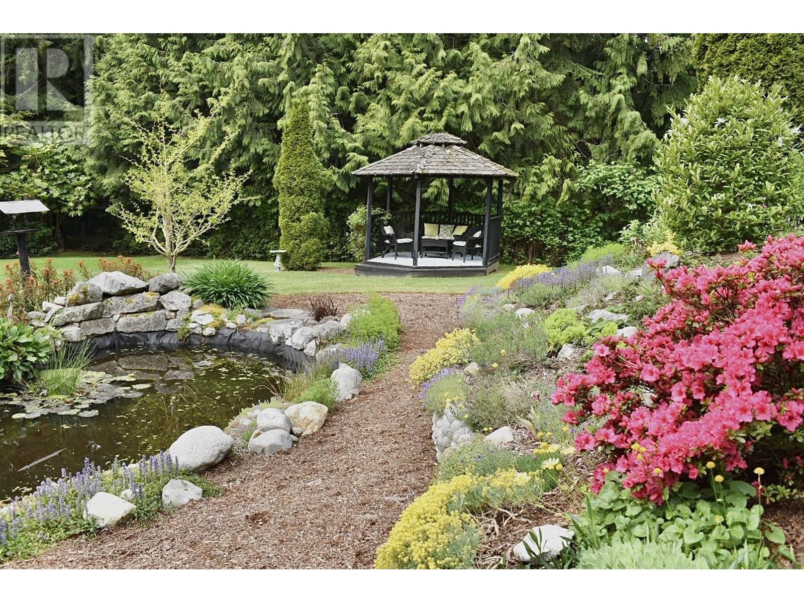 1499 HANBURY ROAD, Roberts Creek