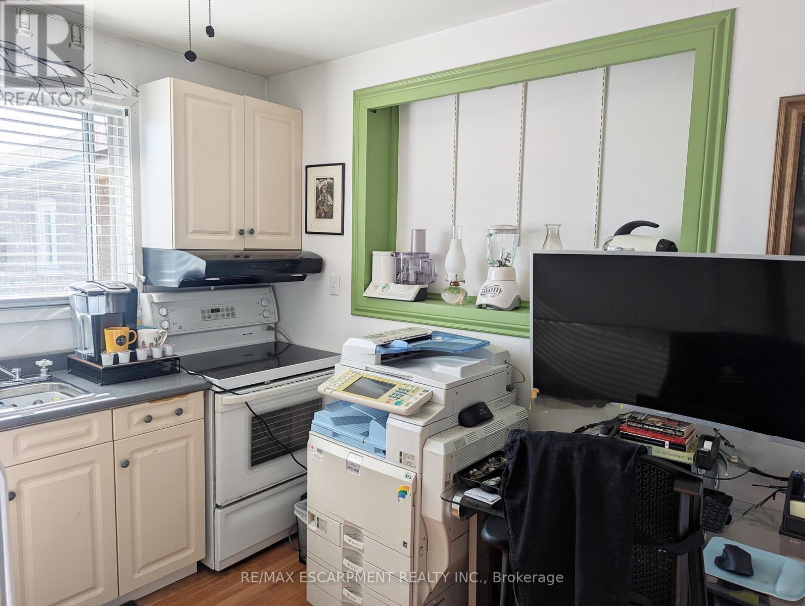 Photo 14 of 35 Marcia Avenue, Toronto ON