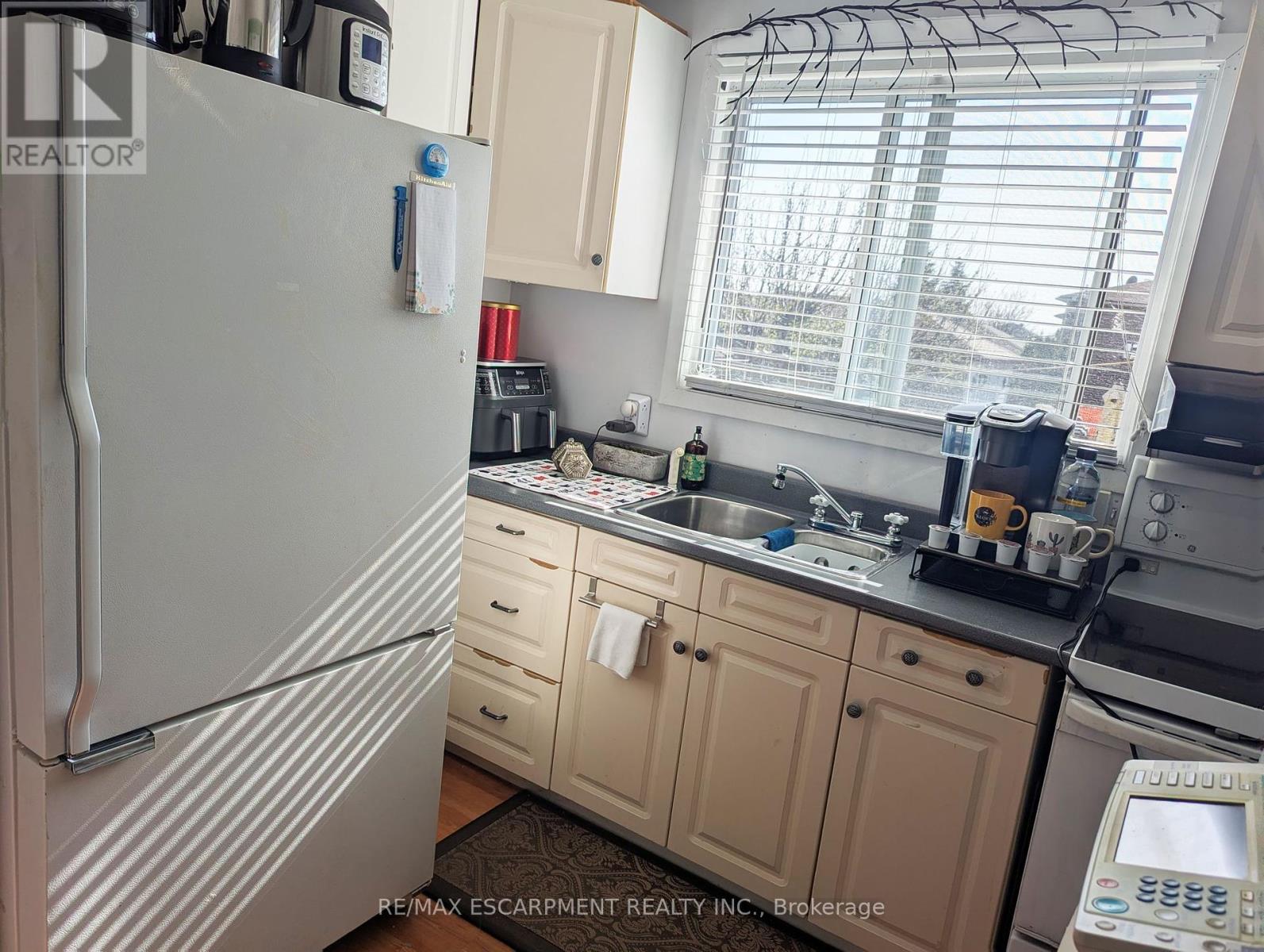 Photo 15 of 35 Marcia Avenue, Toronto ON