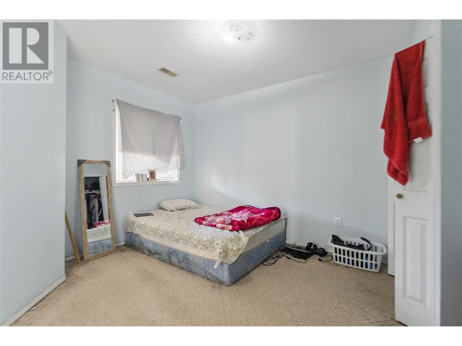  467 Glen Pine Court, Kelowna