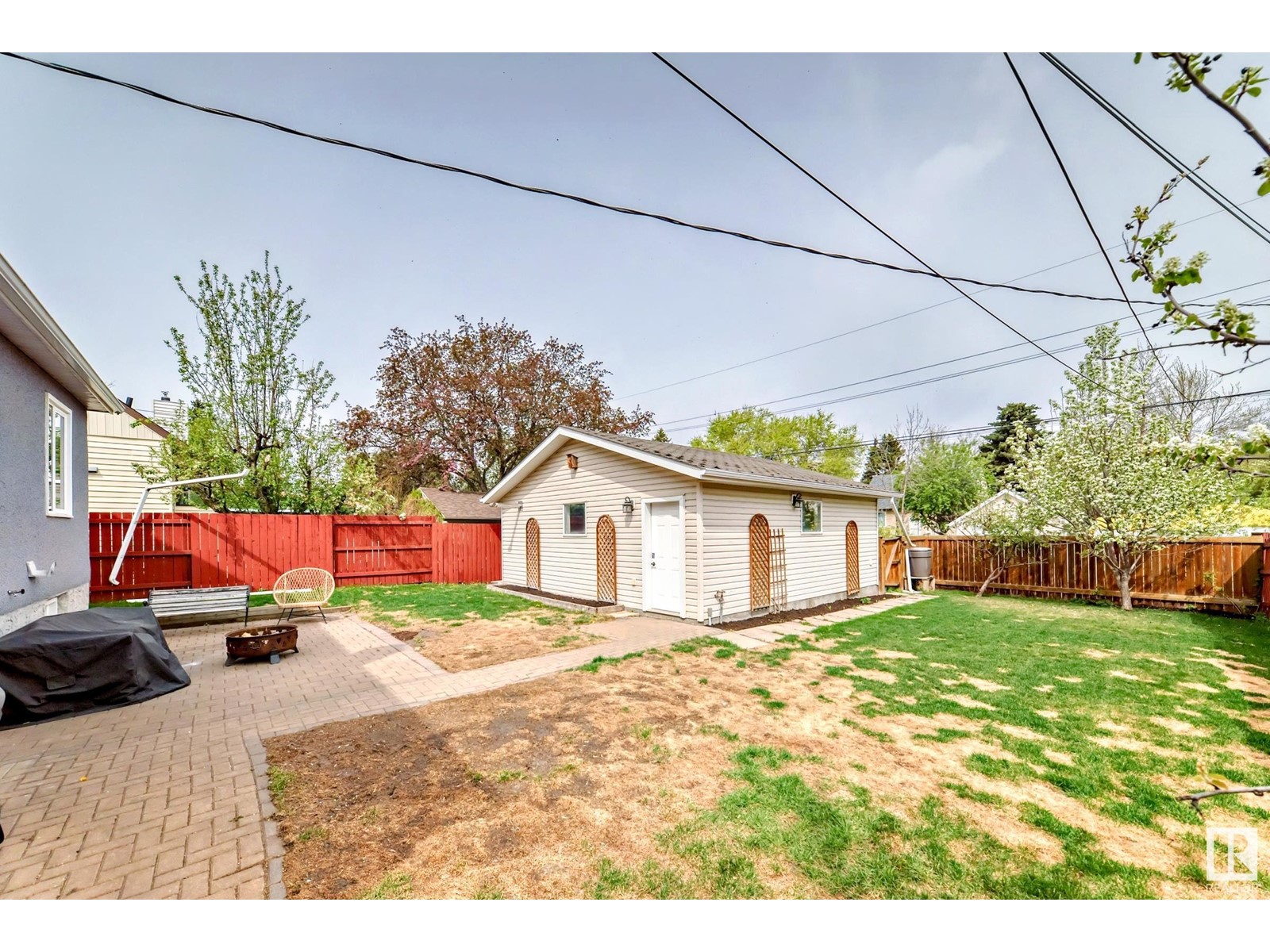 7720 77 AV NW, Edmonton