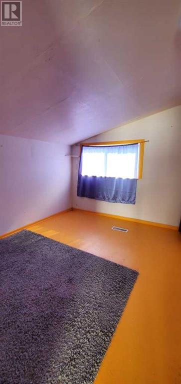 9818 100 Ave., Plamondon