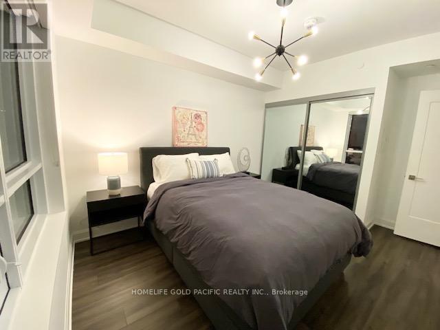 Photo 12 of 802 18 Water Walk Drive, Markham ON