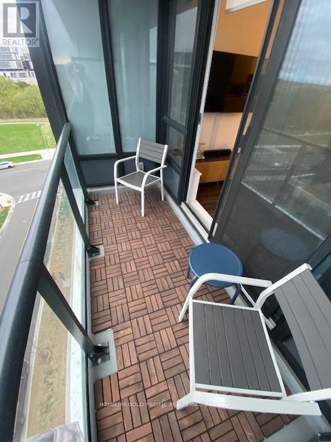 Photo 17 of 802 18 Water Walk Drive, Markham ON