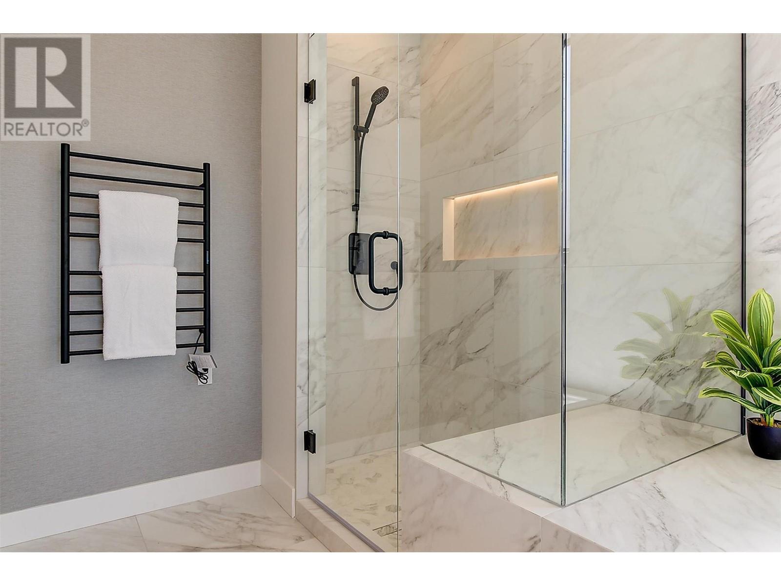 3342 Vineyard View Drive, West Kelowna
