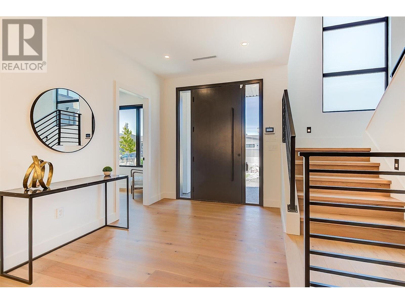 3342 Vineyard View Drive, West Kelowna