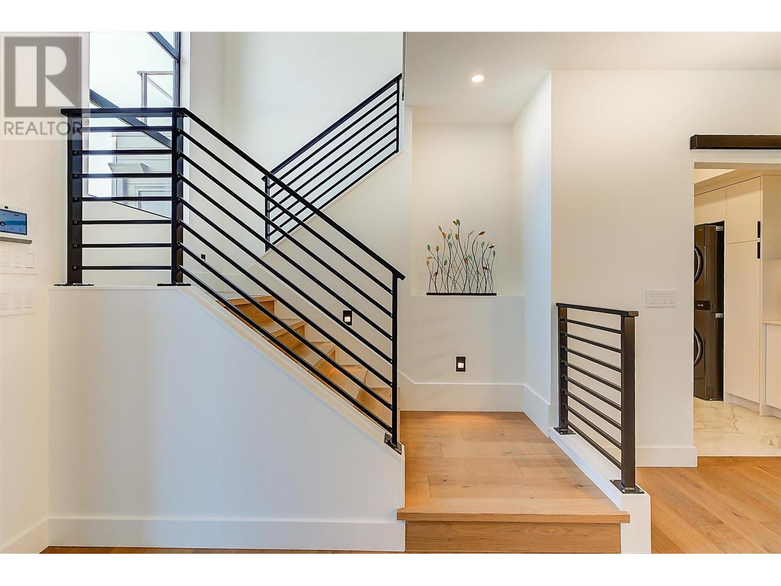 3342 Vineyard View Drive, West Kelowna