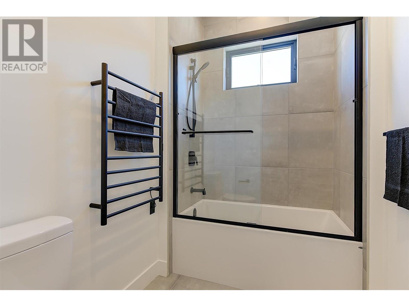 3342 Vineyard View Drive, West Kelowna