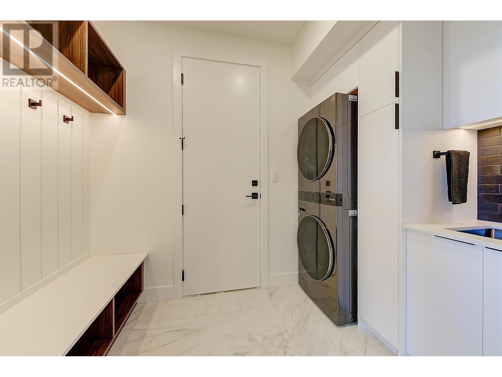 3342 Vineyard View Drive, West Kelowna