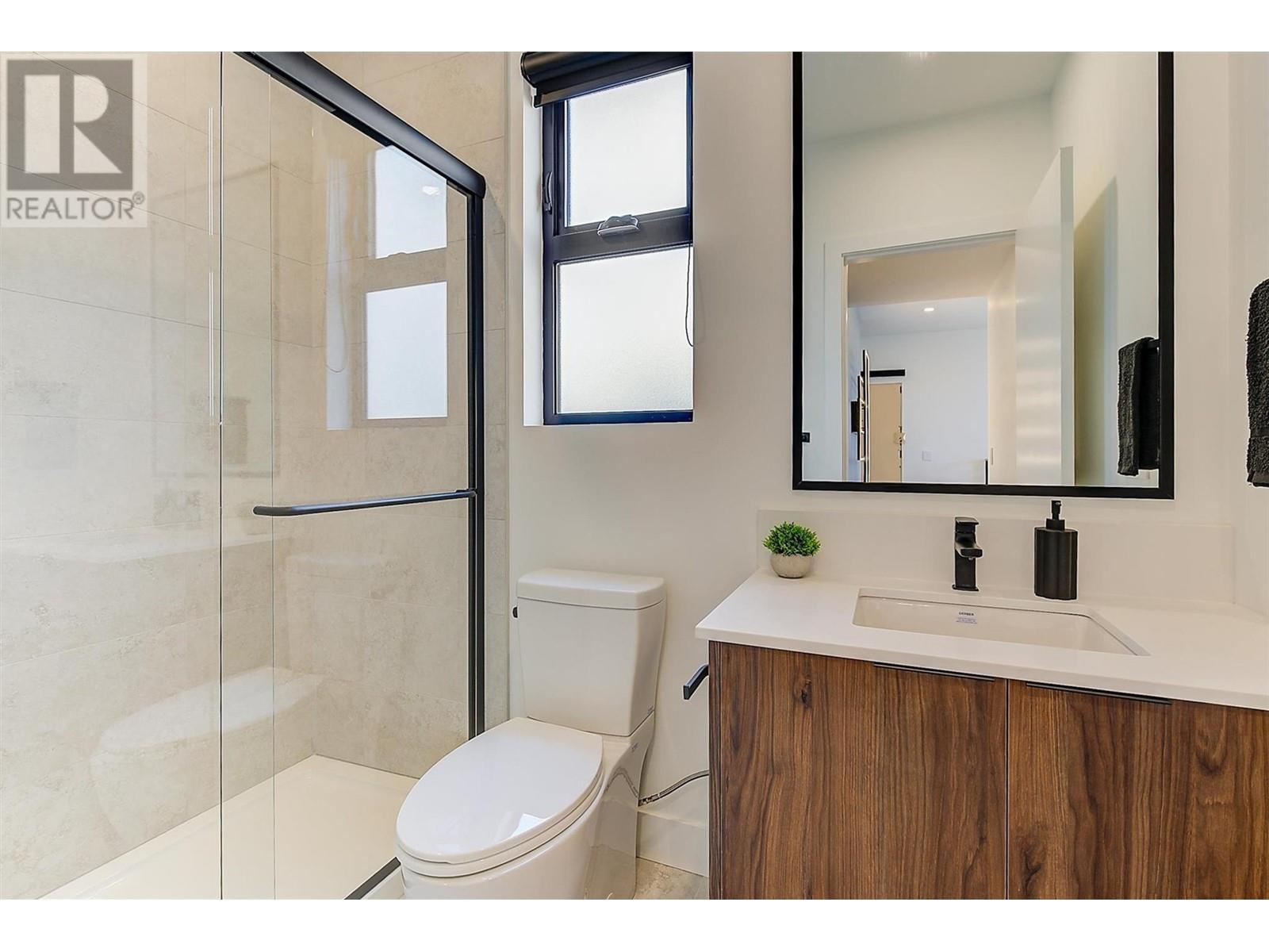 3342 Vineyard View Drive, West Kelowna