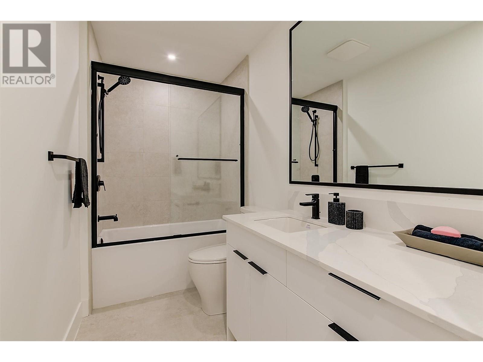 3342 Vineyard View Drive, West Kelowna