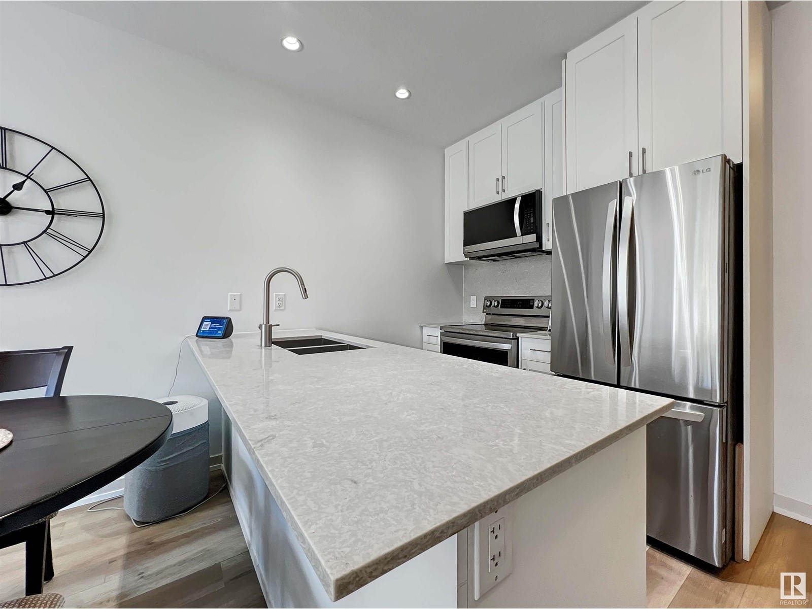 #312 5 ST LOUIS ST, St. Albert
