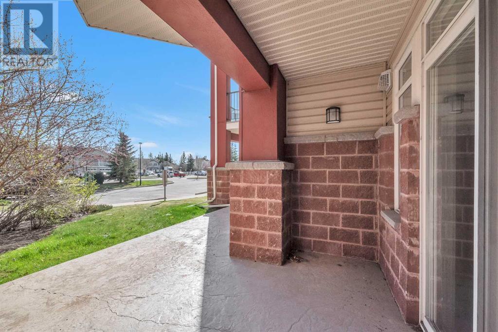 Single Family House for Sale in   Country Village Circle NE Country Hills Village Calgary 