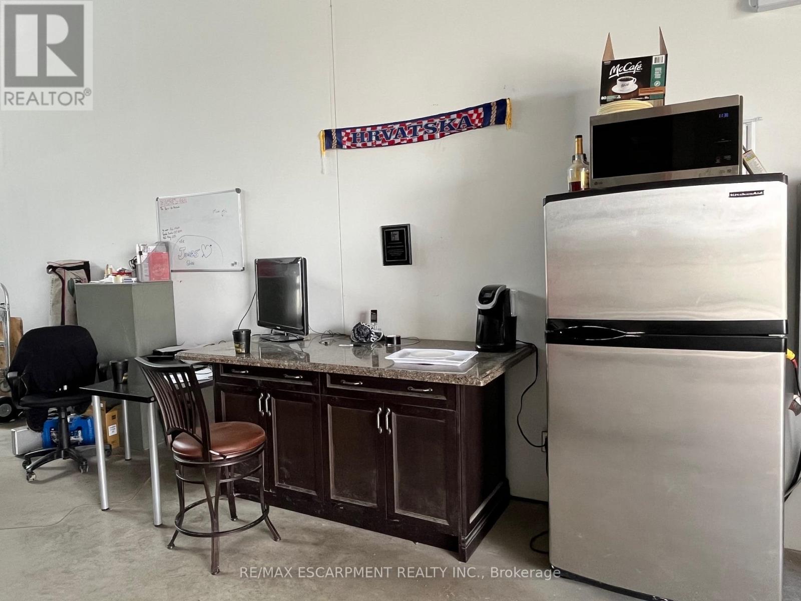 Photo 6 of 5 395 Anchor Road, Hamilton ON