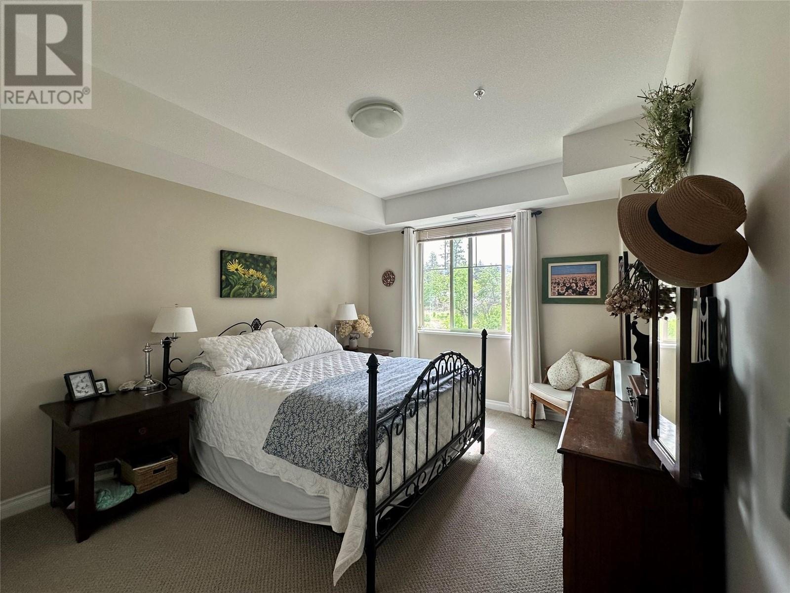 302C 921 SPILLWAY Road, Oliver