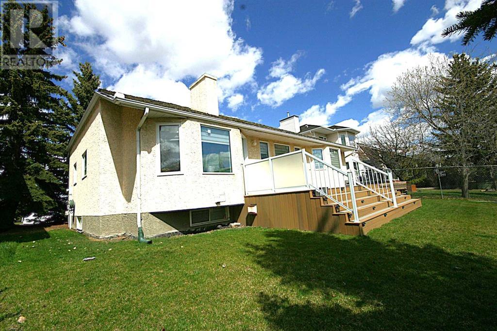 Single Family House Bungalow for Sale in  Hawkmount Heights NW Hawkwood Calgary 