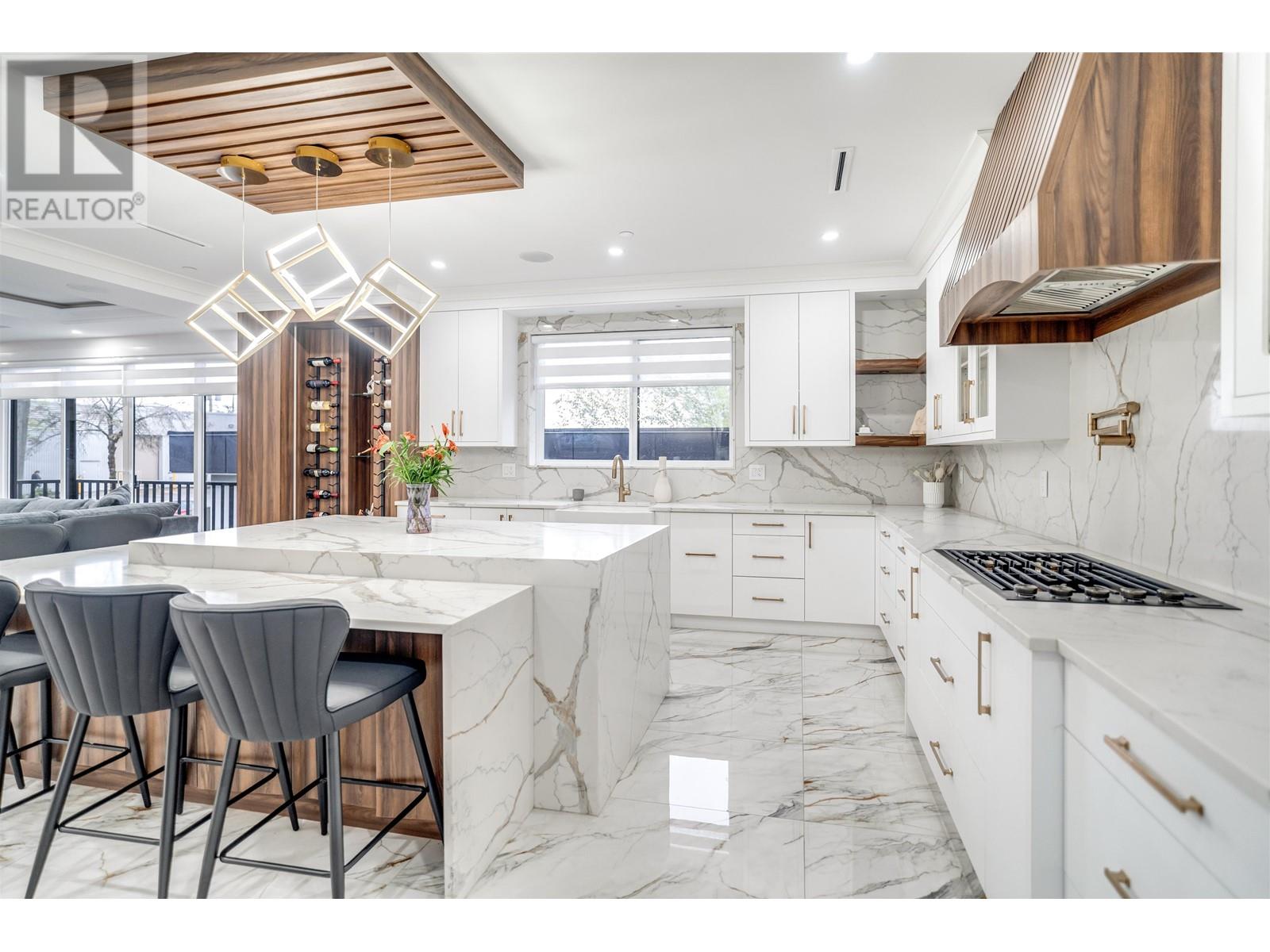 Photo 10 of 22839 Purdey Avenue, Maple Ridge BC