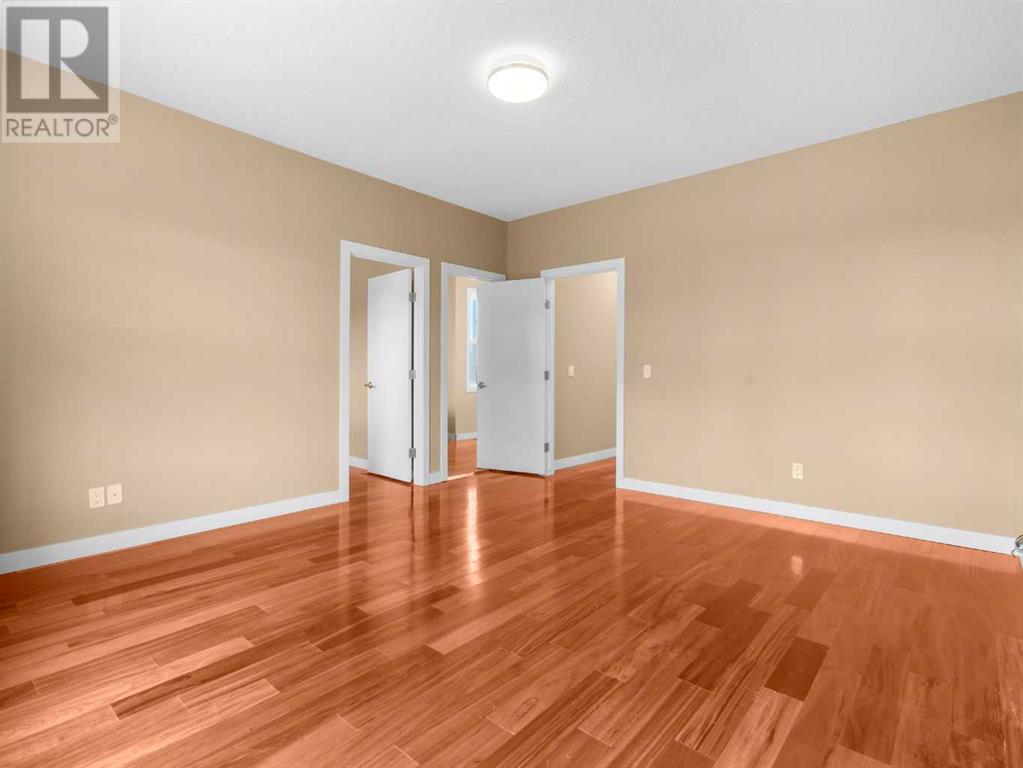 Single Family House for Sale in   Street SE Forest Lawn Calgary 