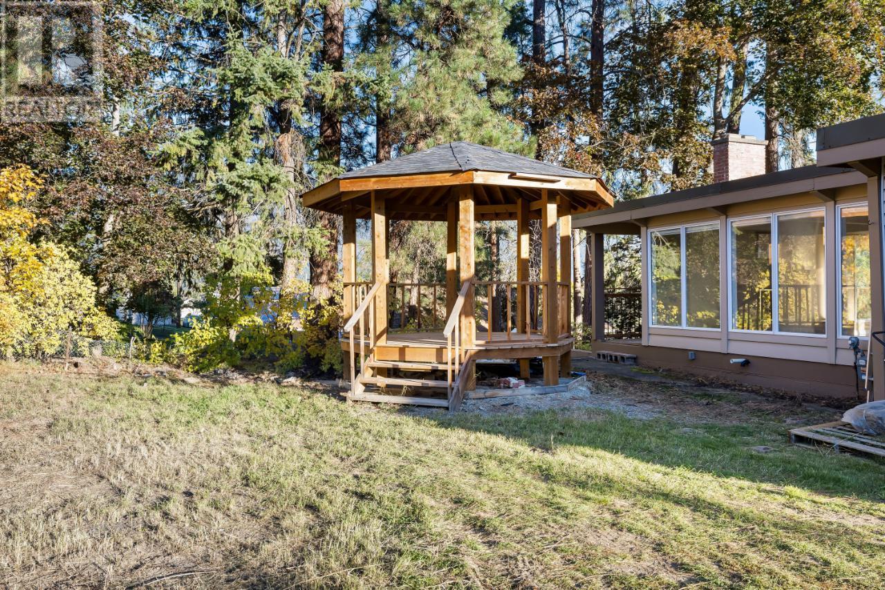 2424 CRAWFORD Street, Creston