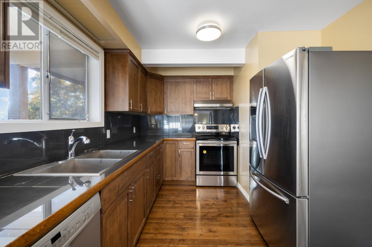 2424 CRAWFORD Street, Creston