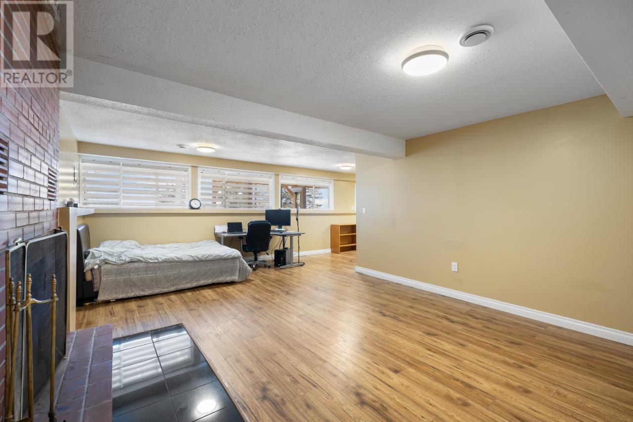 2424 CRAWFORD Street, Creston