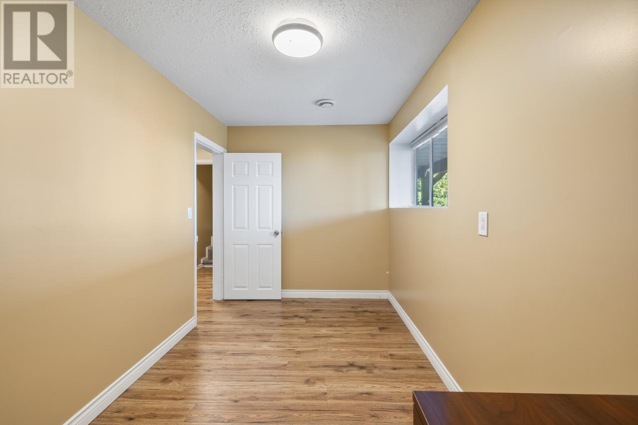 2424 CRAWFORD Street, Creston