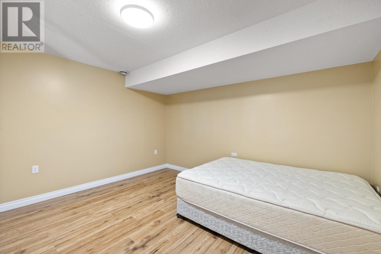 2424 CRAWFORD Street, Creston