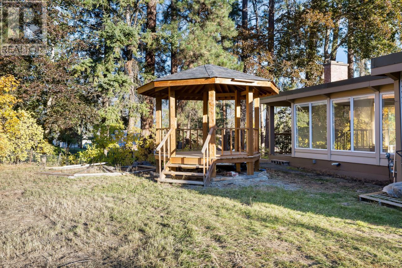 2424 CRAWFORD Street, Creston
