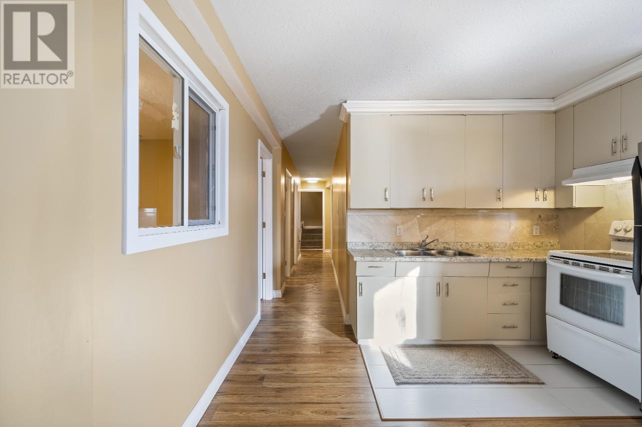 2424 CRAWFORD Street, Creston