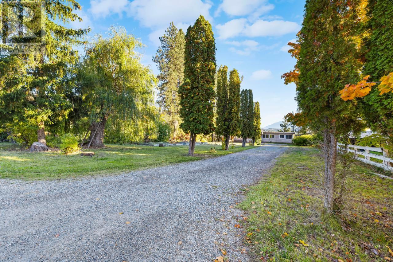 2424 CRAWFORD Street, Creston