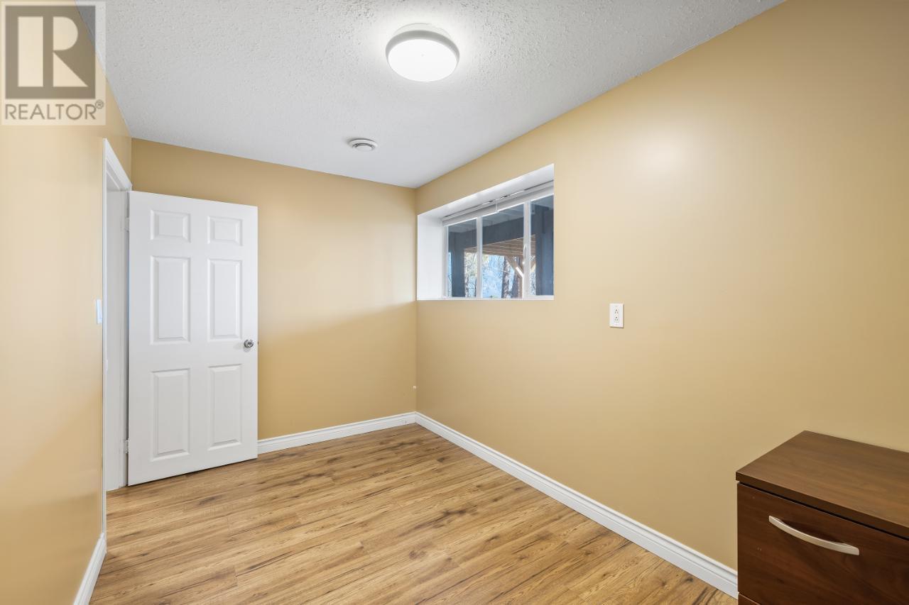 2424 CRAWFORD Street, Creston