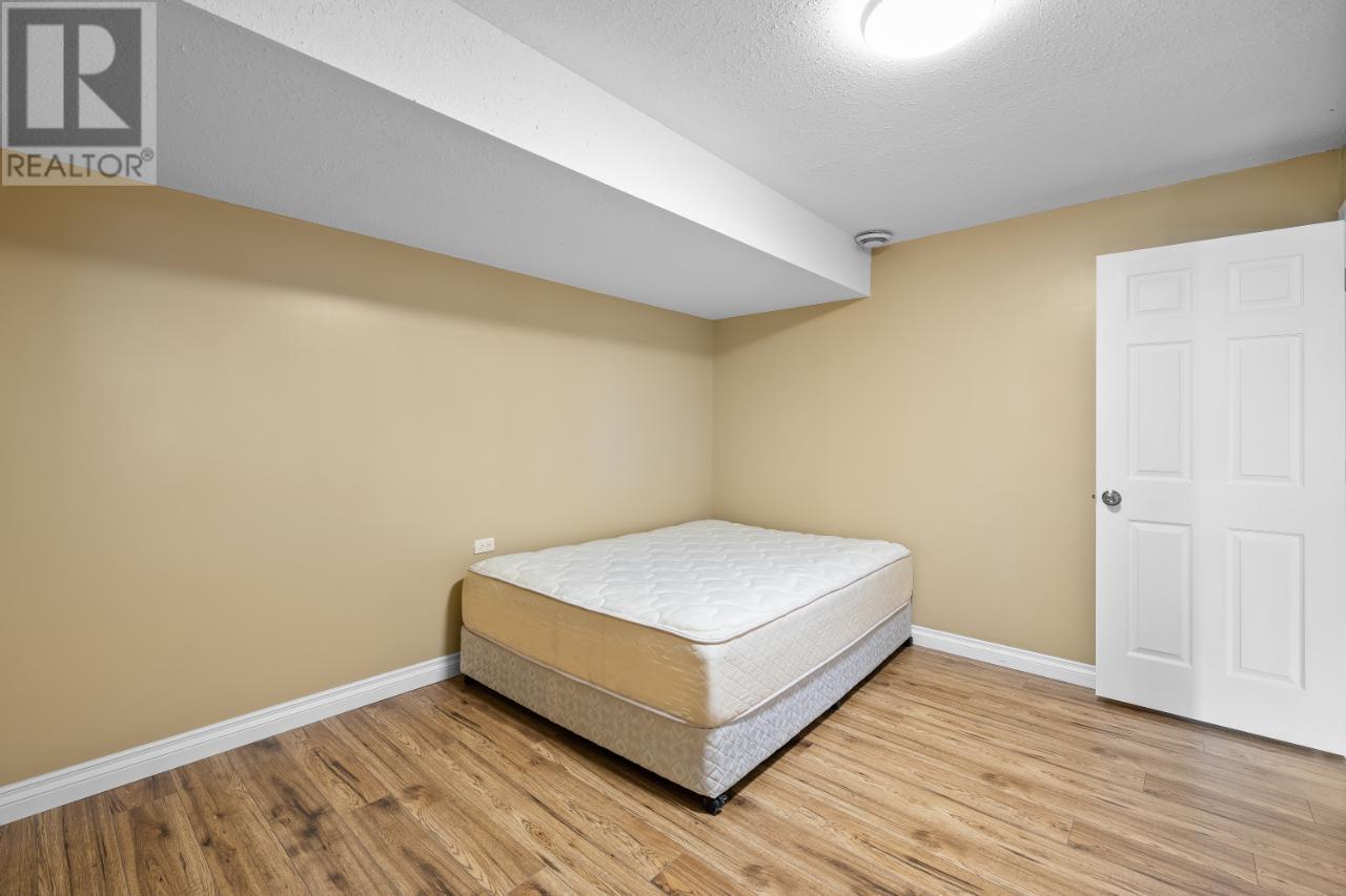 2424 CRAWFORD Street, Creston