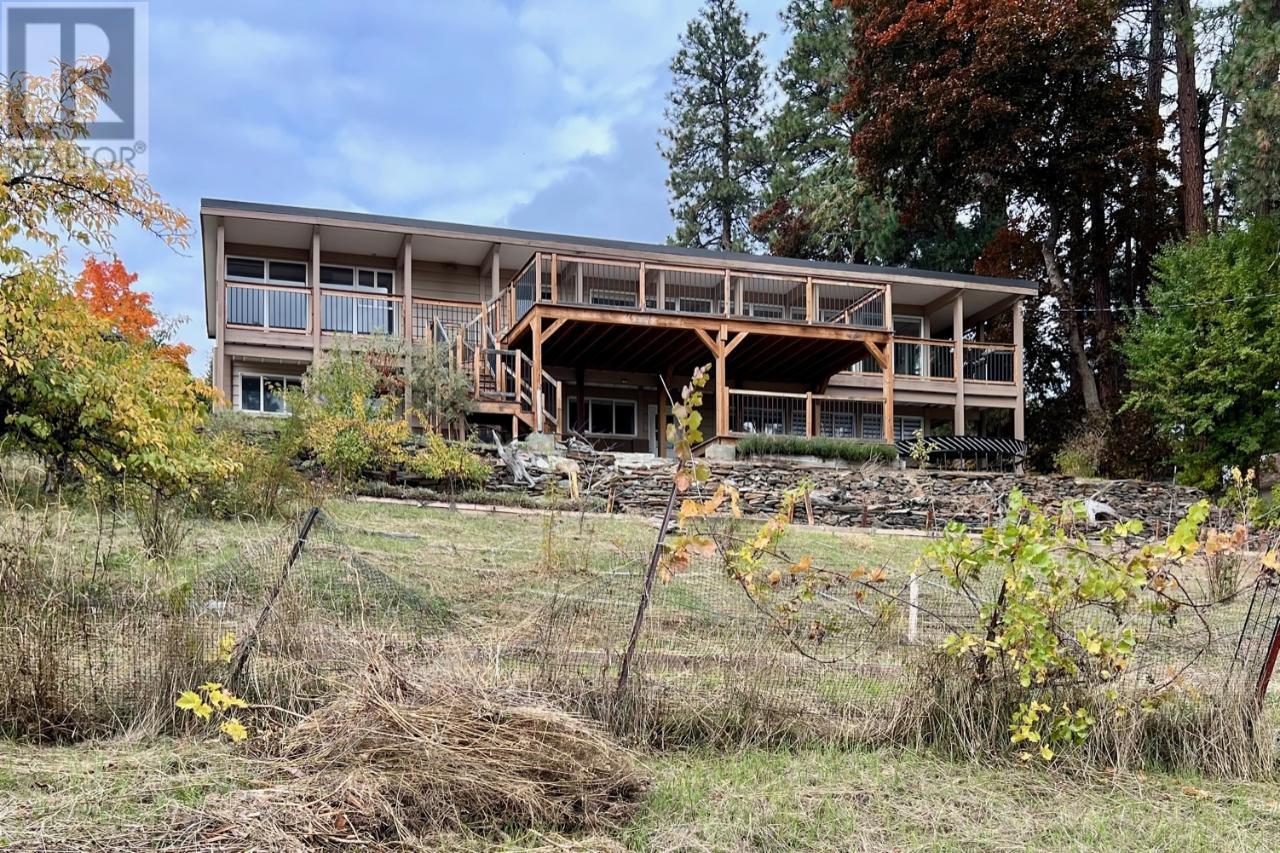 2424 CRAWFORD Street, Creston