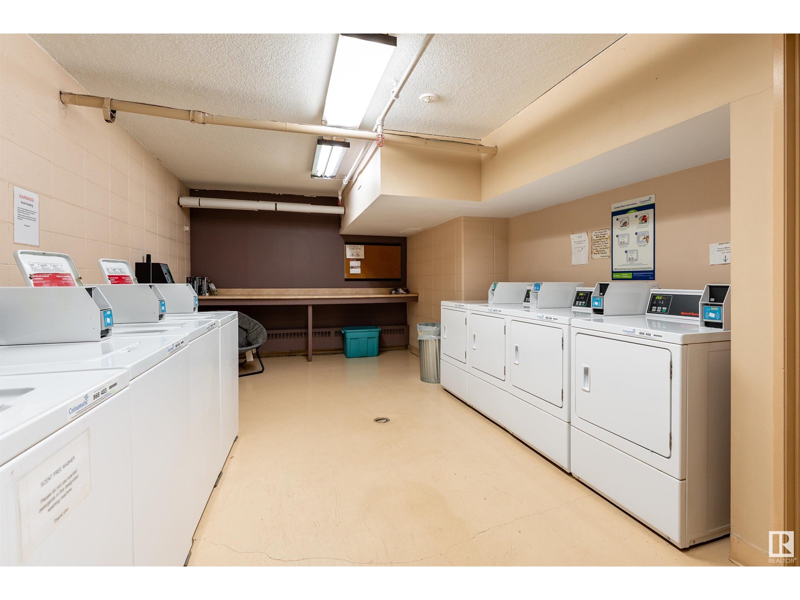 Photo 16 of 604 9028 Jasper Av Nw, Edmonton AB