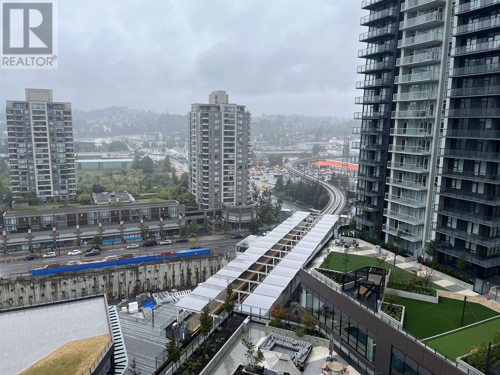 Photo 10 of 1301 4168 Lougheed Highway, Burnaby BC