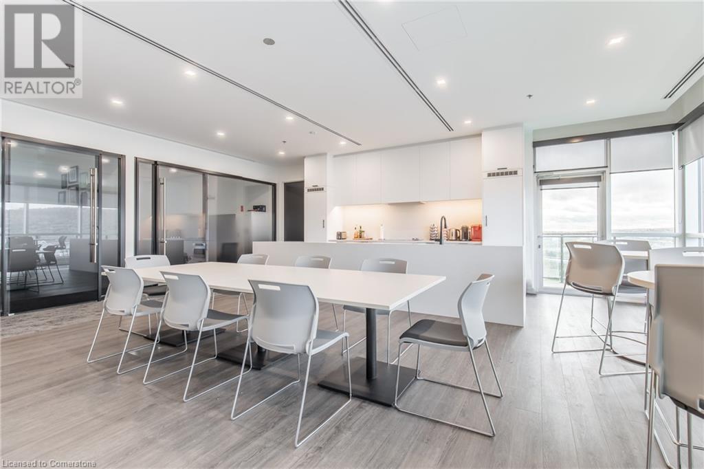 Photo 35 of 13 Windward Drive Unit 302, Grimsby ON