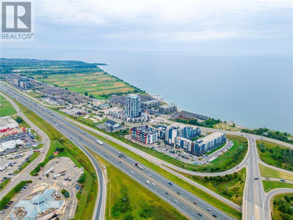 Photo 49 of 13 Windward Drive Unit 302, Grimsby ON