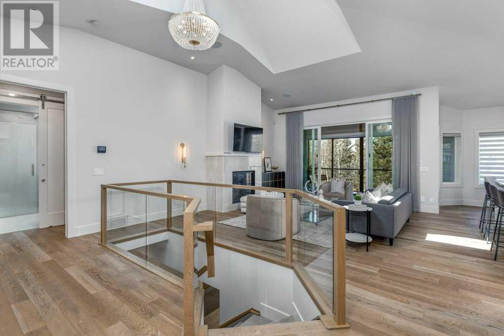 10 Bow Ridge Crescent, Cochrane