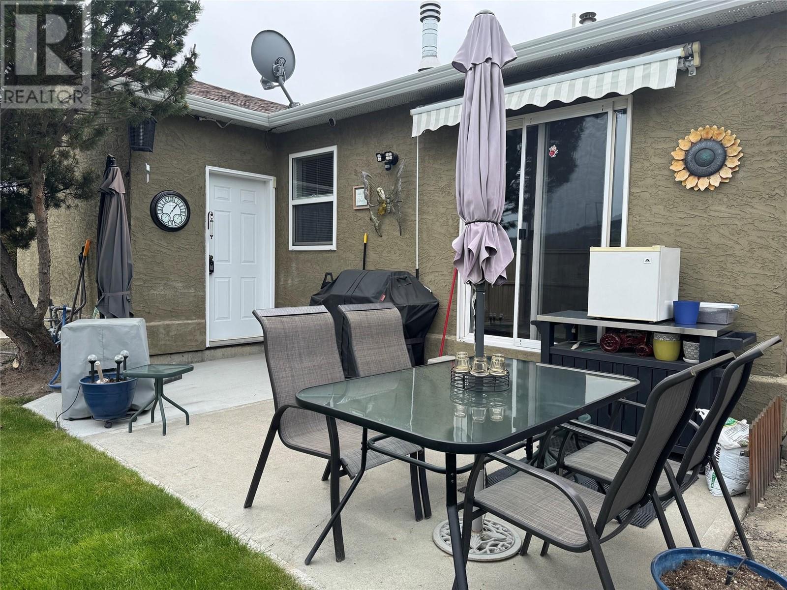 14 2210 Louie Drive, West Kelowna