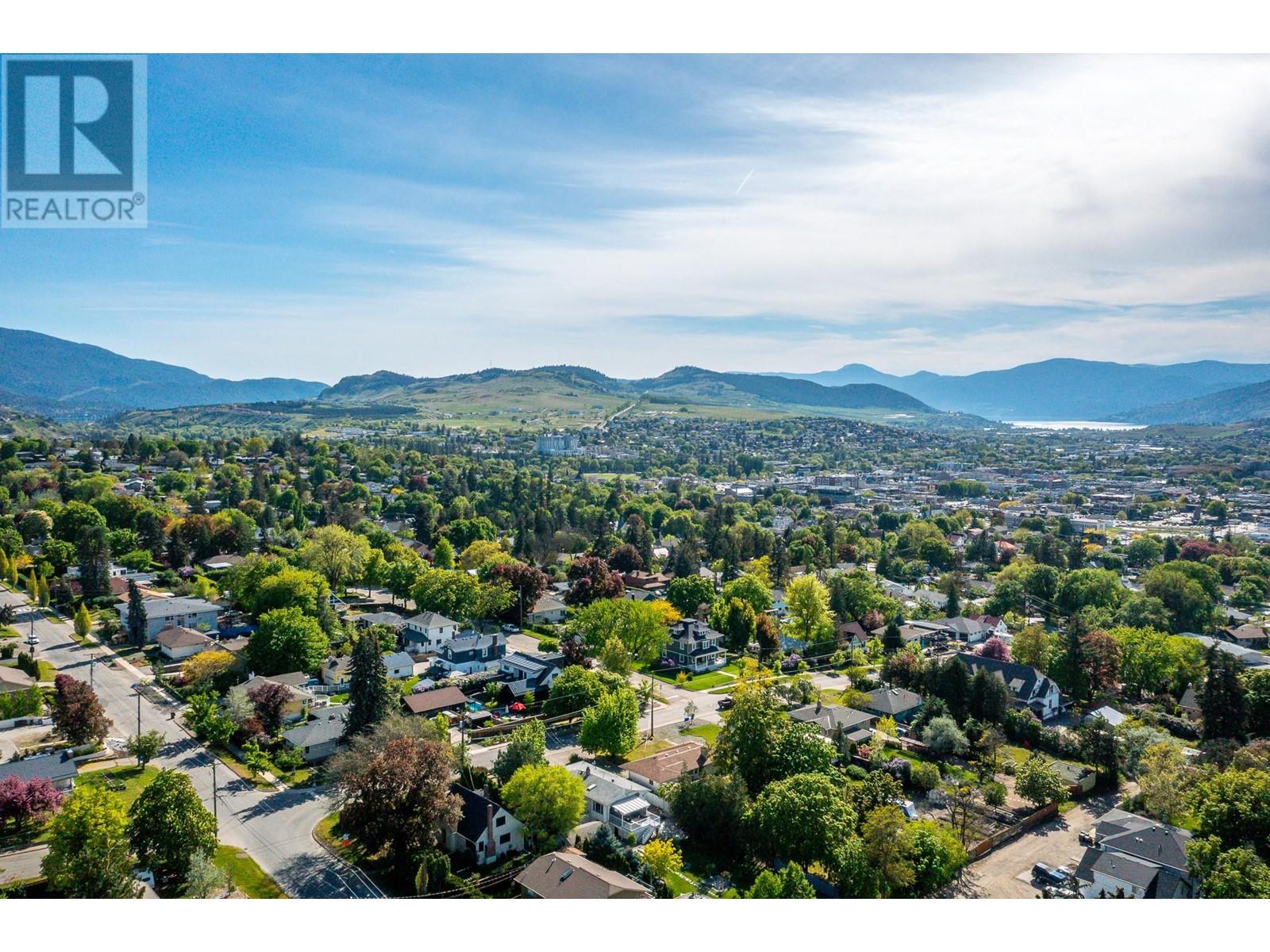  2000 37 Avenue, Vernon
