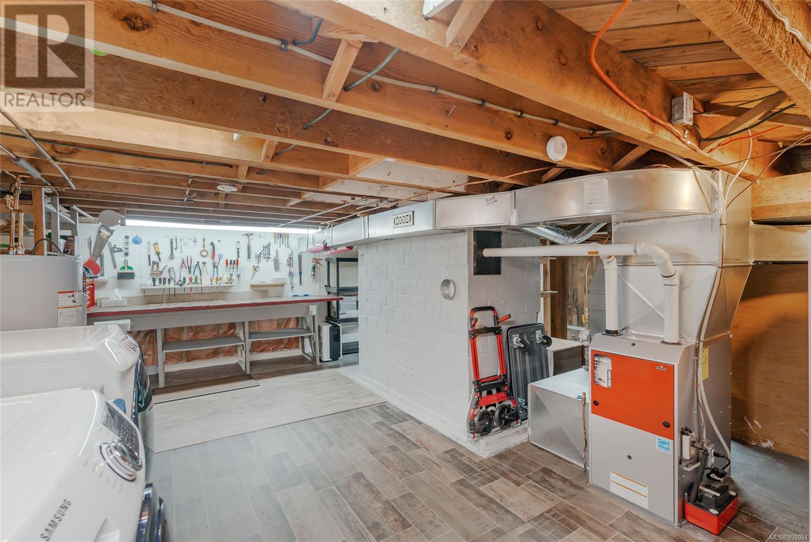  2235 Rosewood Avenue, Duncan
