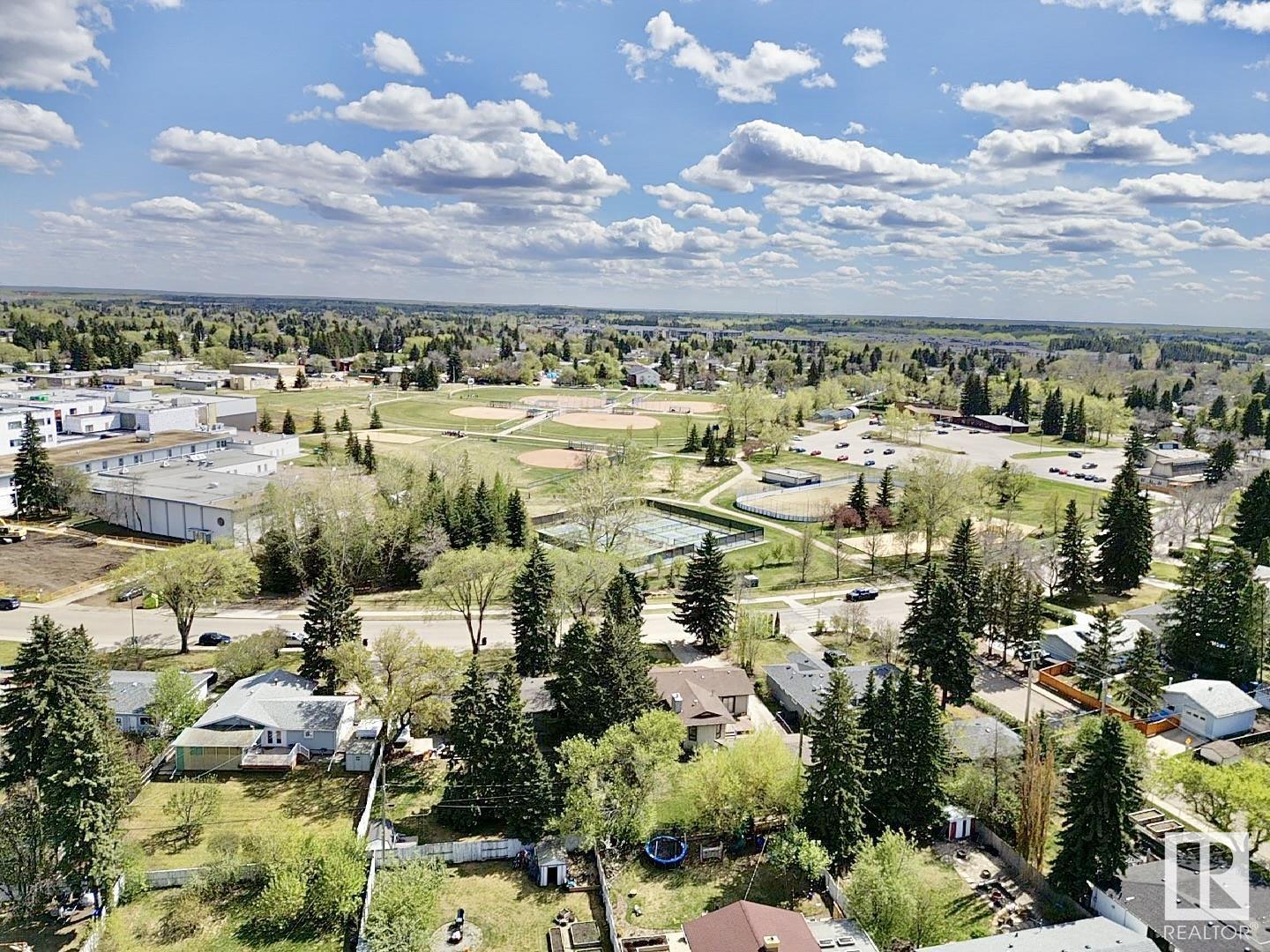 228 FIR ST, Sherwood Park