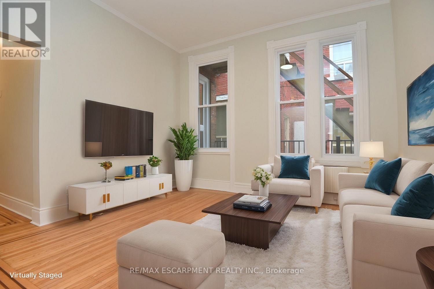 Photo 22 of 66 Erie Avenue, Hamilton ON