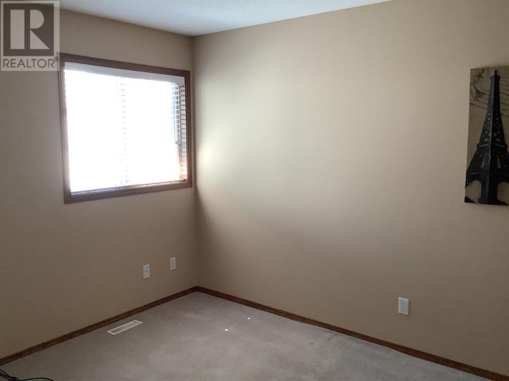 60 Rowell Close, Red Deer