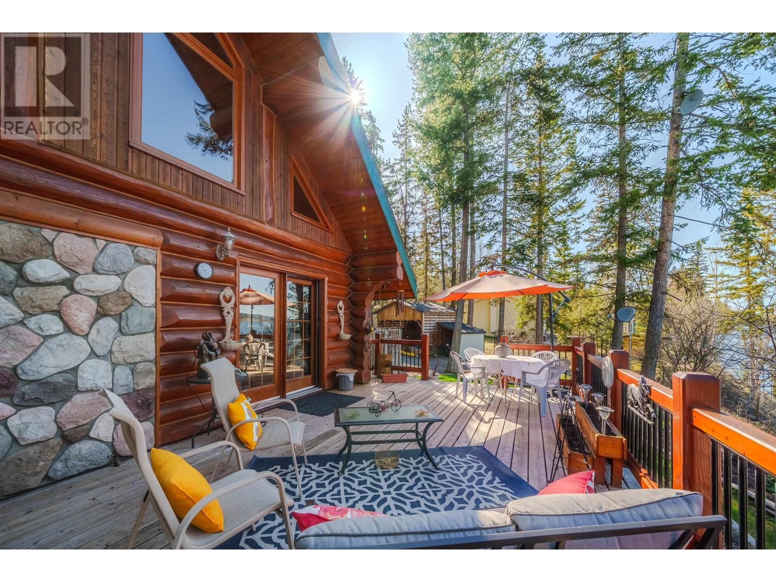 4677 CAVERLY ROAD, Lac La Hache