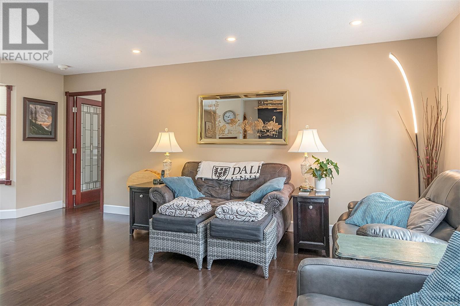 2100 Cinnabar Dr, Nanaimo