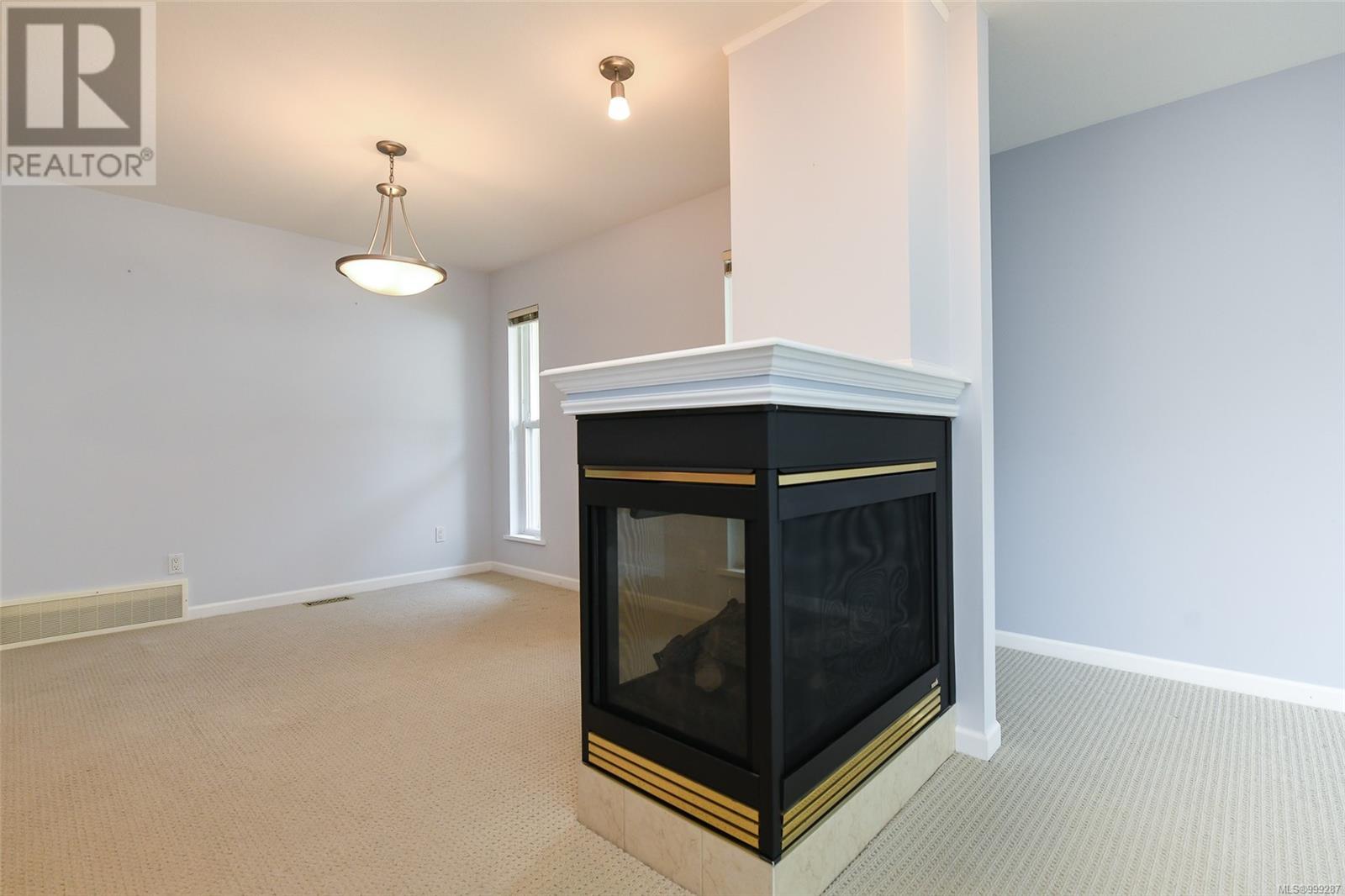 120 2077 St. Andrews Way, Courtenay