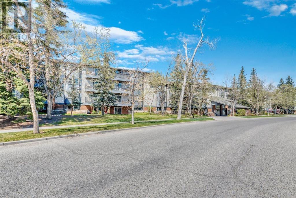 Single Family House for Sale in   Westwood Drive SW Westgate Calgary 