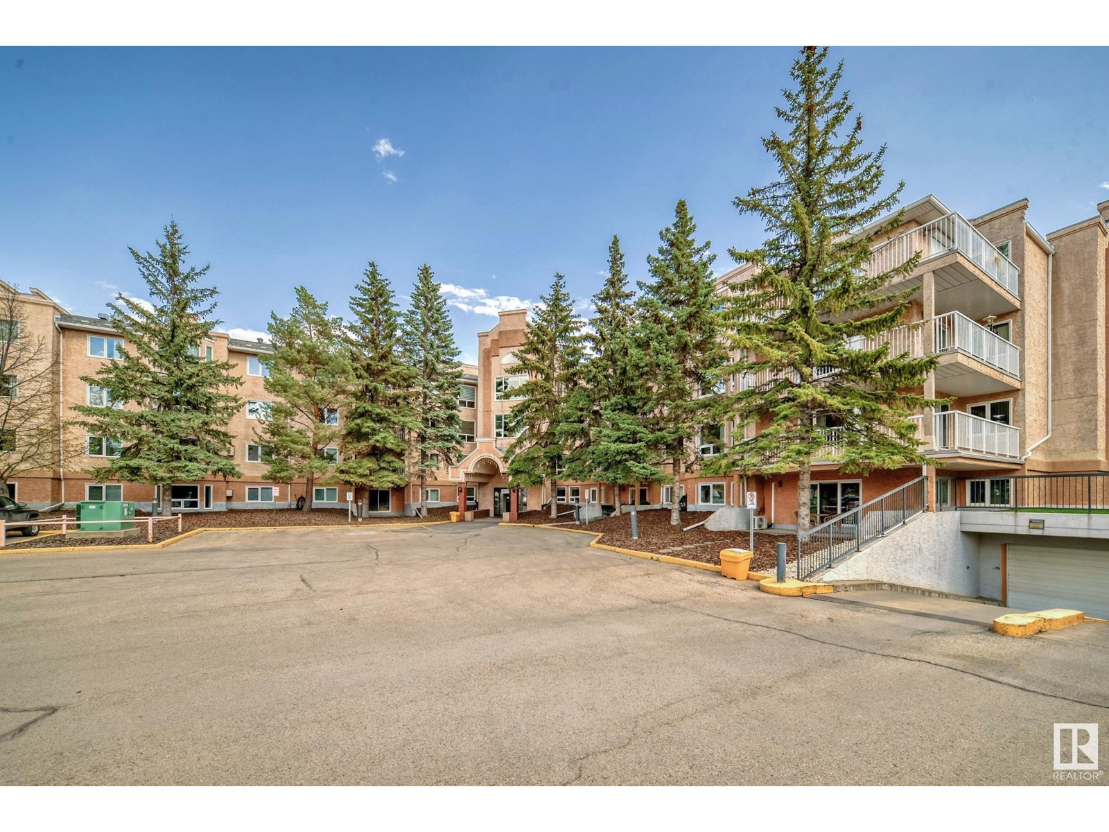 #209 10935 21 AV NW, Edmonton